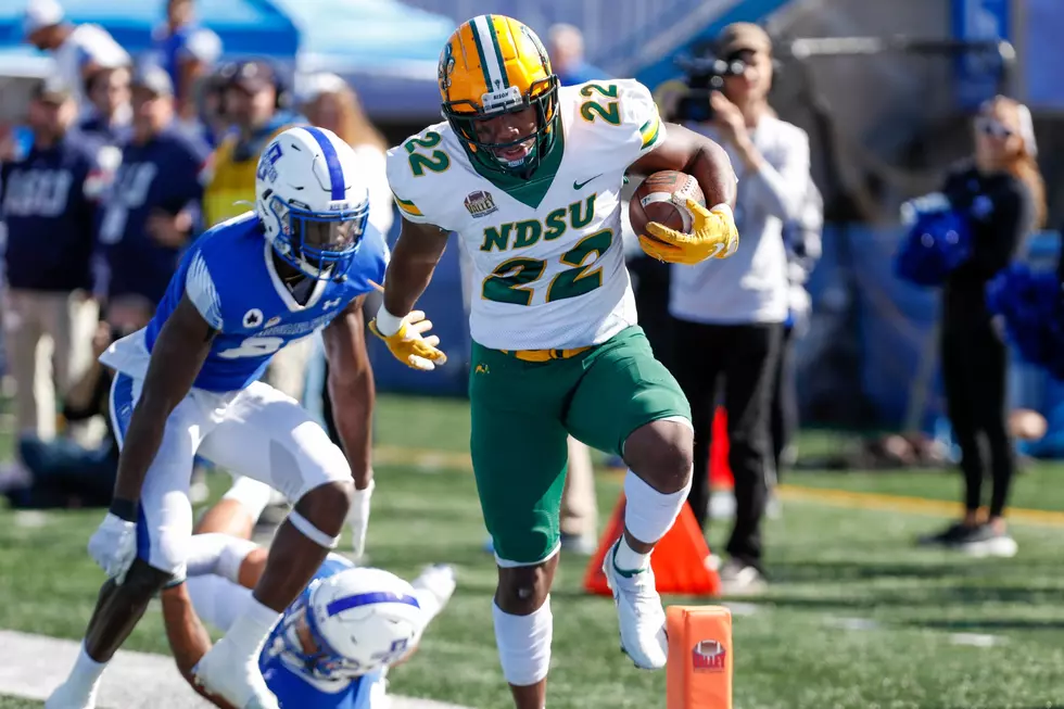 Bison and Johnnies Notch Road Wins, Vikings Host Bears