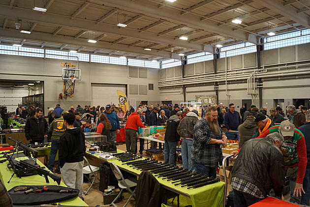 Annual Gun Show Getting Strong Turnout
