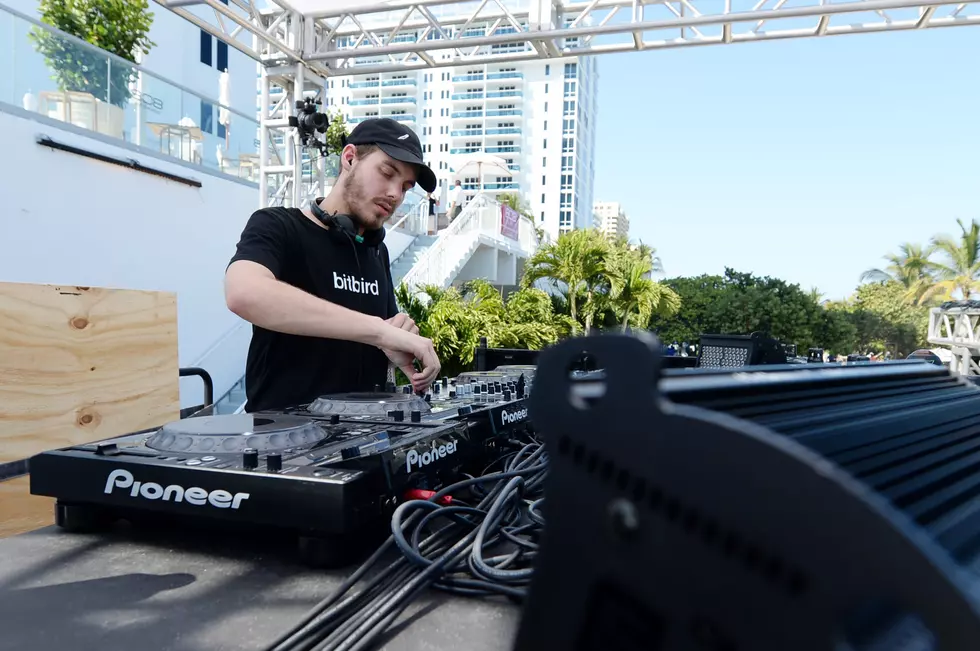 Celebrate New Year With Renowned DJ At Mystic Lake