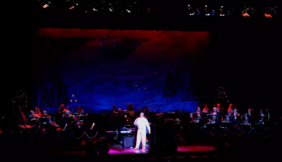 Johnny Mathis Performs in Thousand Oaks