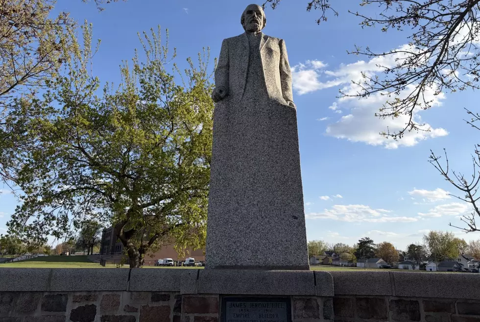 James J. Hill Statue/Jim Maurice
