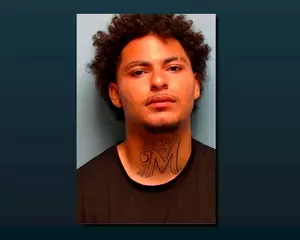 A Pack of Cigarettes, a Foot Chase and Then a Gun Came Out