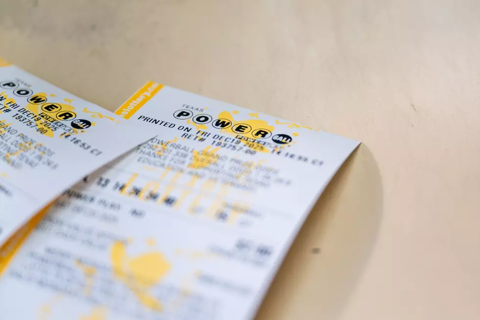 Powerball Jackpot Climbs To $1 Billion Ahead Of Wednesday’s Drawing
