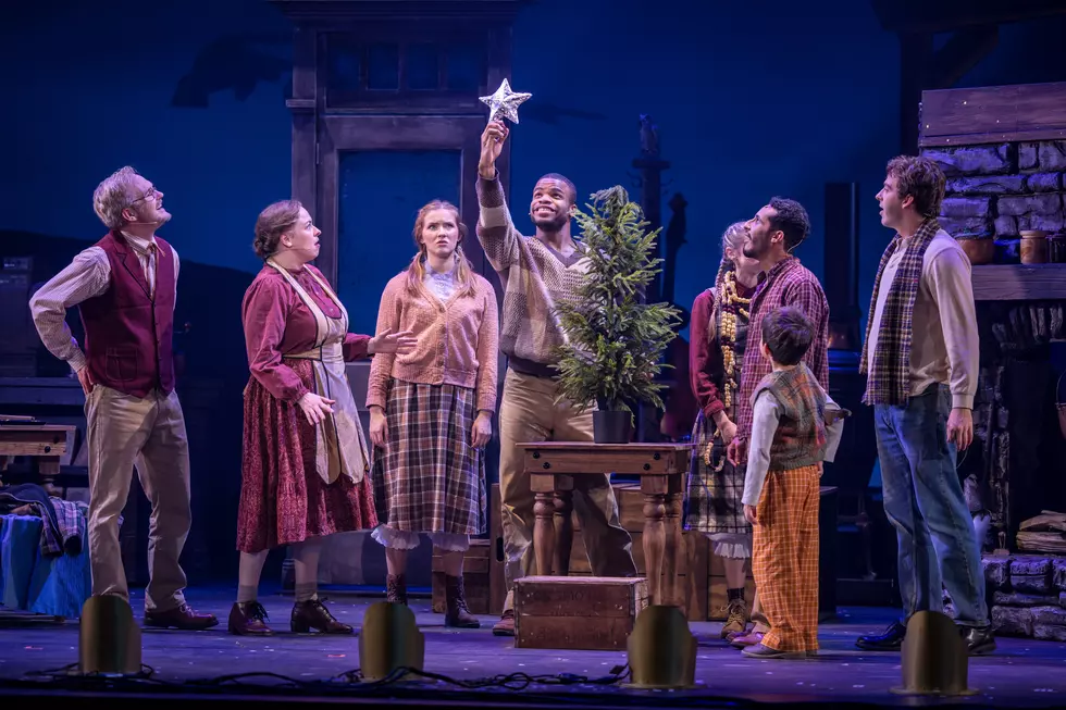 Experience Dolly Parton’s Appalachian Take On Christmas Carol At State Theatre