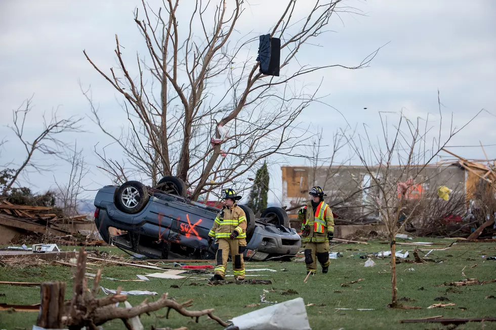 Volunteers Help Victims of Northern Illinois Tornadoes