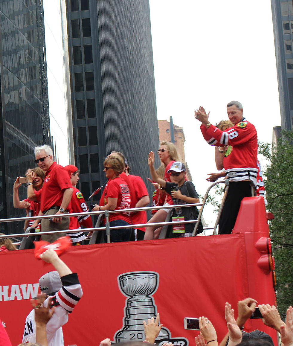 Chicago celebrates Blackhawks' Stanley Cup win with parade, rally