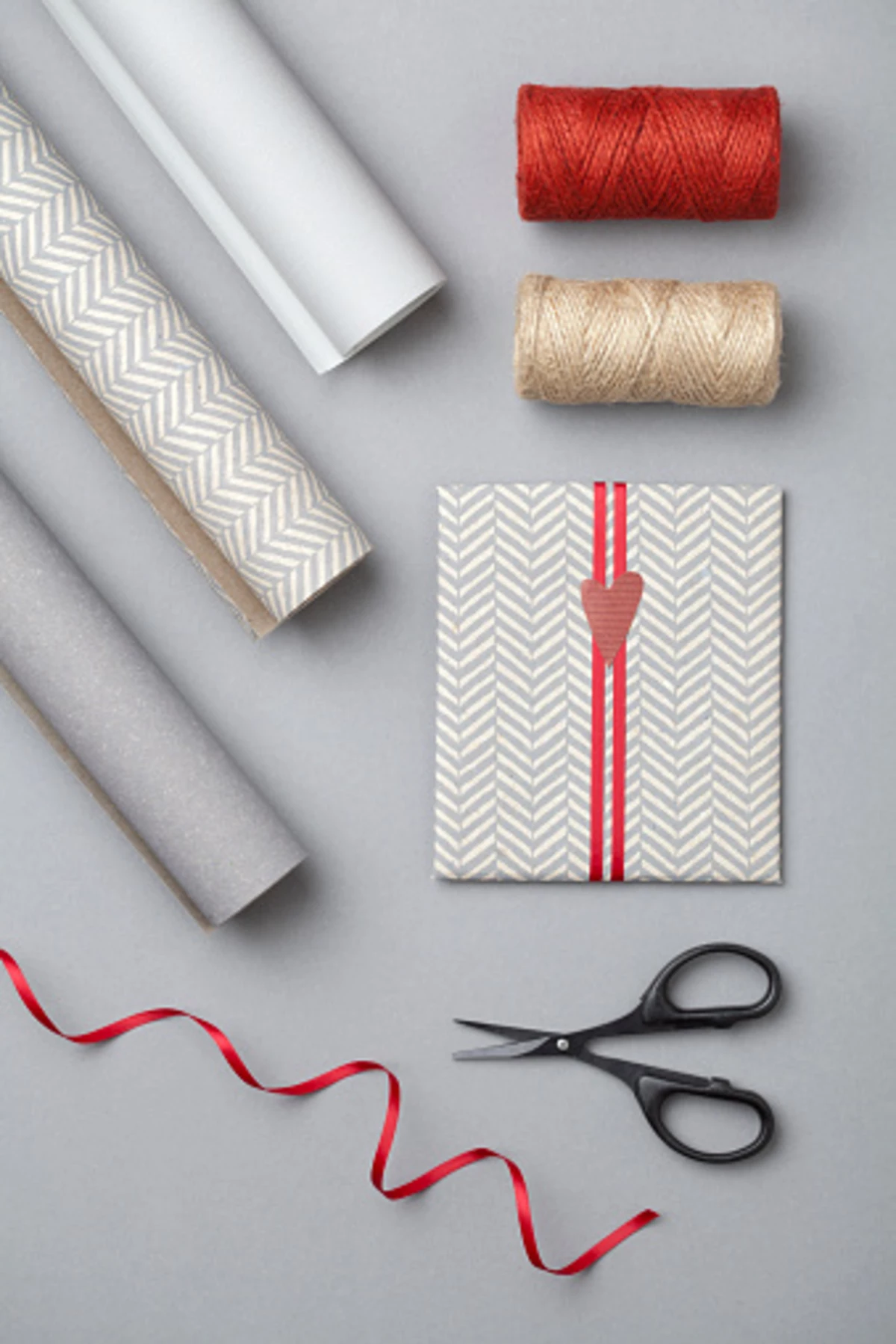 Need Help Gift-Wrapping? Try This Out