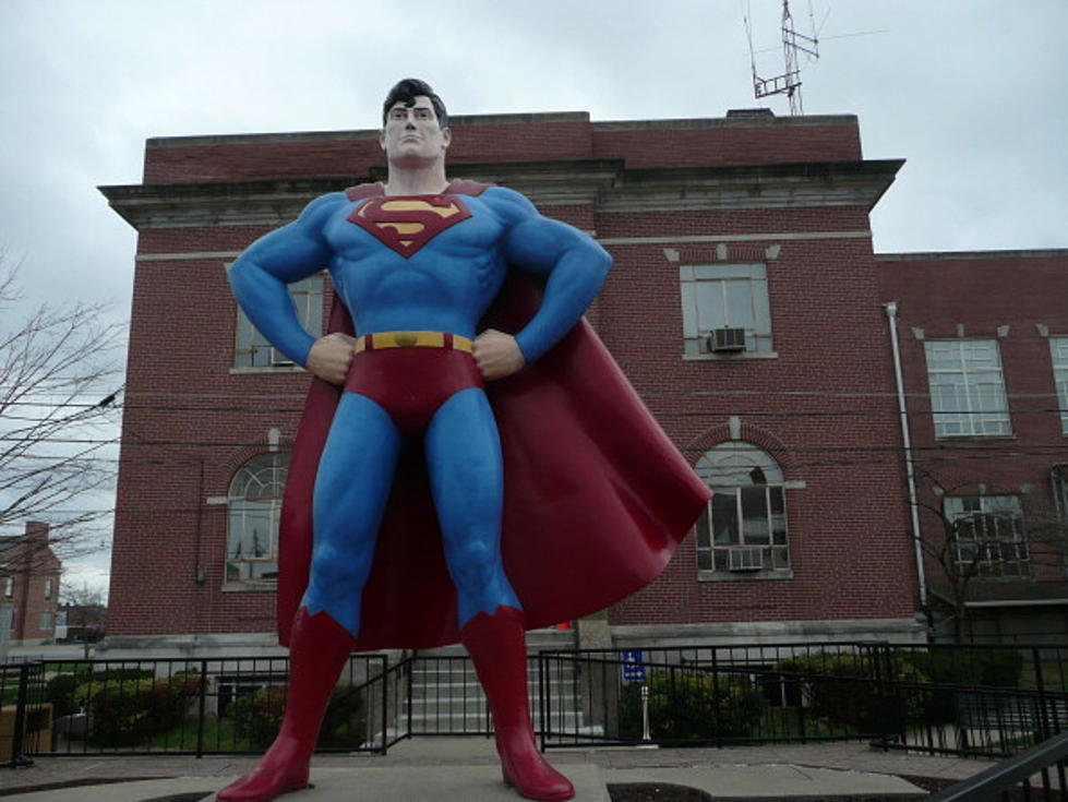 In Metropolis, IL Superman Statue Pays Tribute to Stan Lee