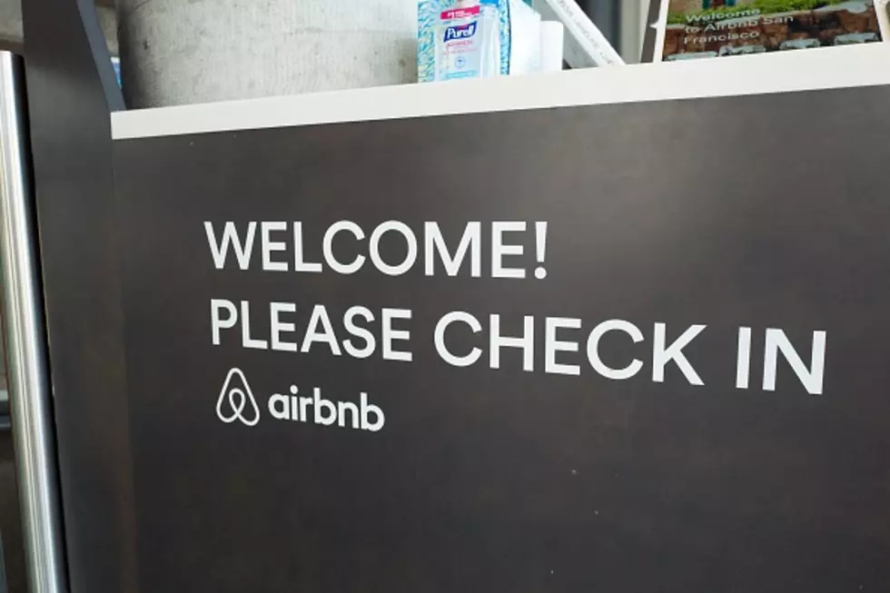 Airbnb Guests Bring Over $300K to Rockford Area Hosts