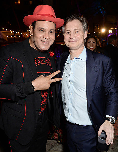 Can You Explain This Latest Picture Of Sammy Sosa?