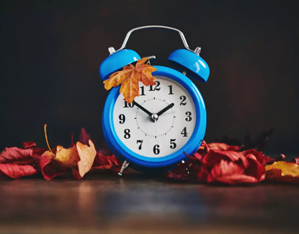 Quick Reminder: Clocks ‘Fall Back’ This Sunday Morning