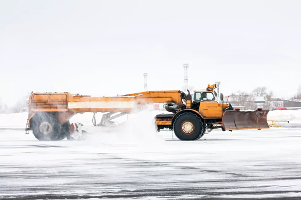 Bad Weather Causes Plane To Slide Off O’Hare Runway