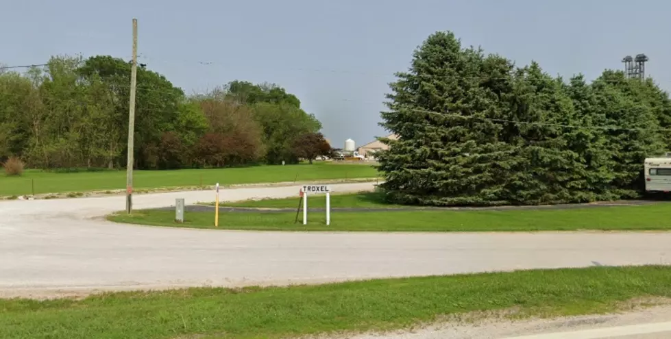 Ever Been To Troxel, Illinois? Blink And You&#8217;ll Miss This Tiny Town