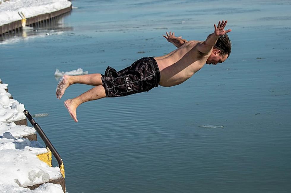 Chicago Man Jumps In Lake Michigan 365 Consecutive Days