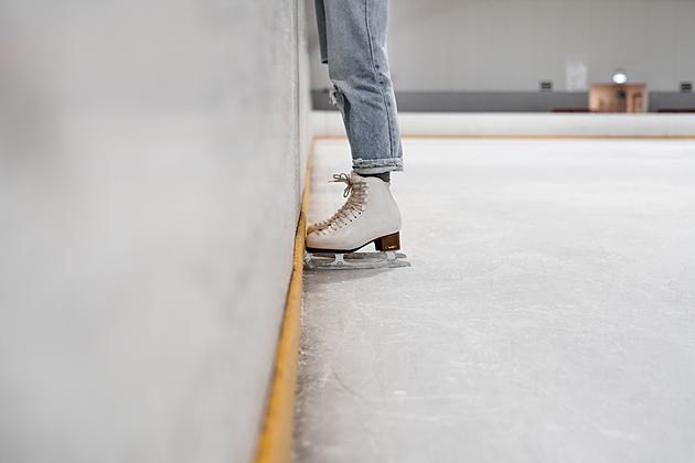 Beat This Early Summer Rockford Heat Ice Skating This Weekend