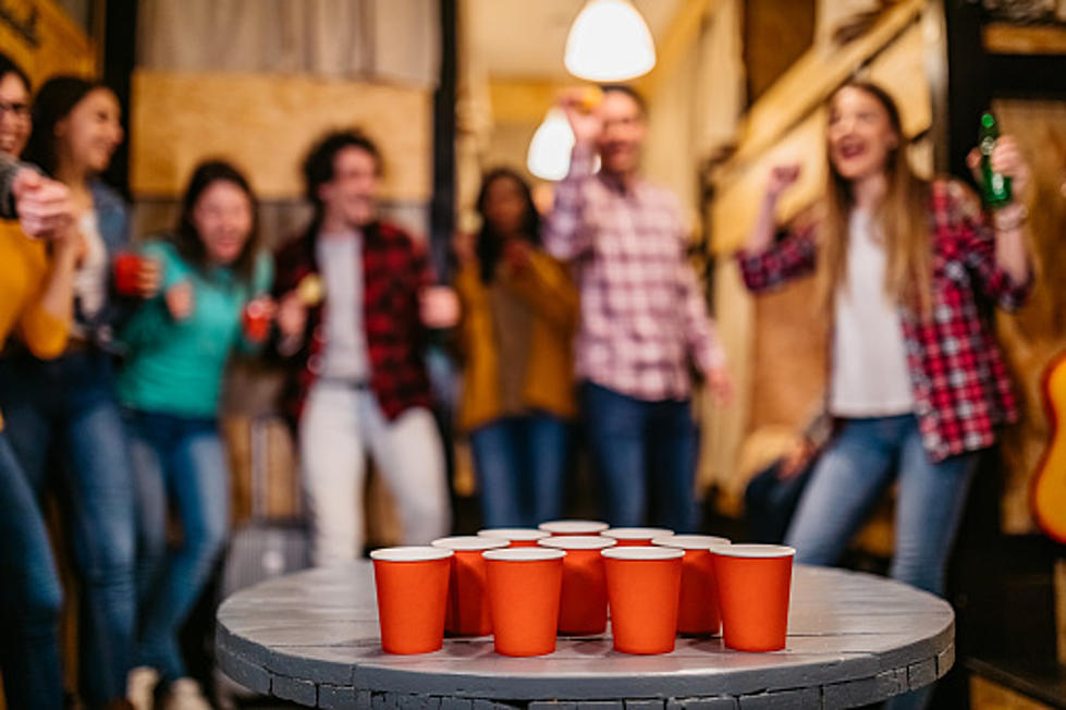 These Are Illinois’ (And The Midwest’s) Favorite Drinking Games