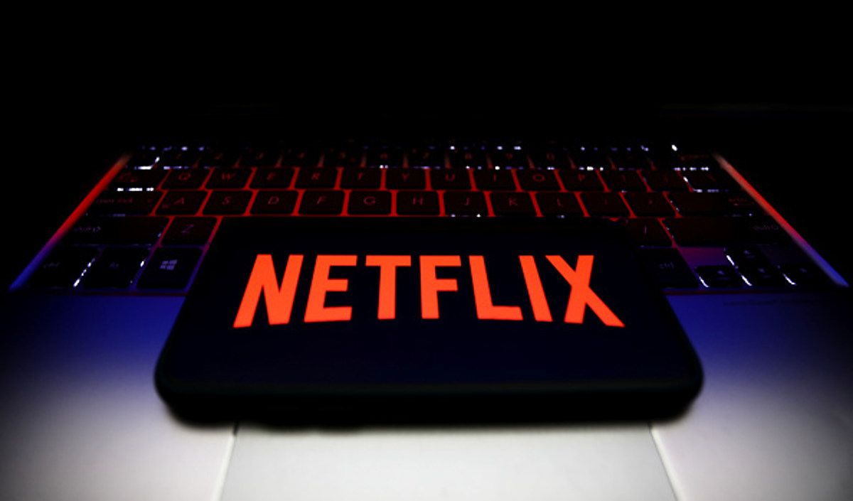 Illinois Netflix abonelerinin yarısından fazlası şifreleri paylaşıyor