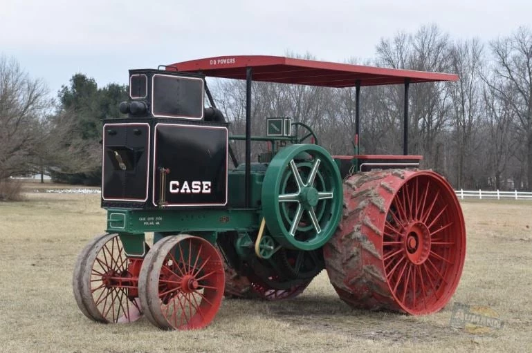 Rare, Antique Illinois Tractor Goes For World Record Price pic