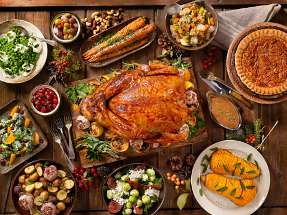 Thanksgiving Dinner For 10 In Illinois: Here’s The Cost