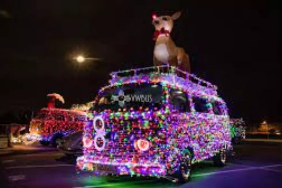 Driving with Christmas Lights on Your Car in Illinois: Is it Legal?