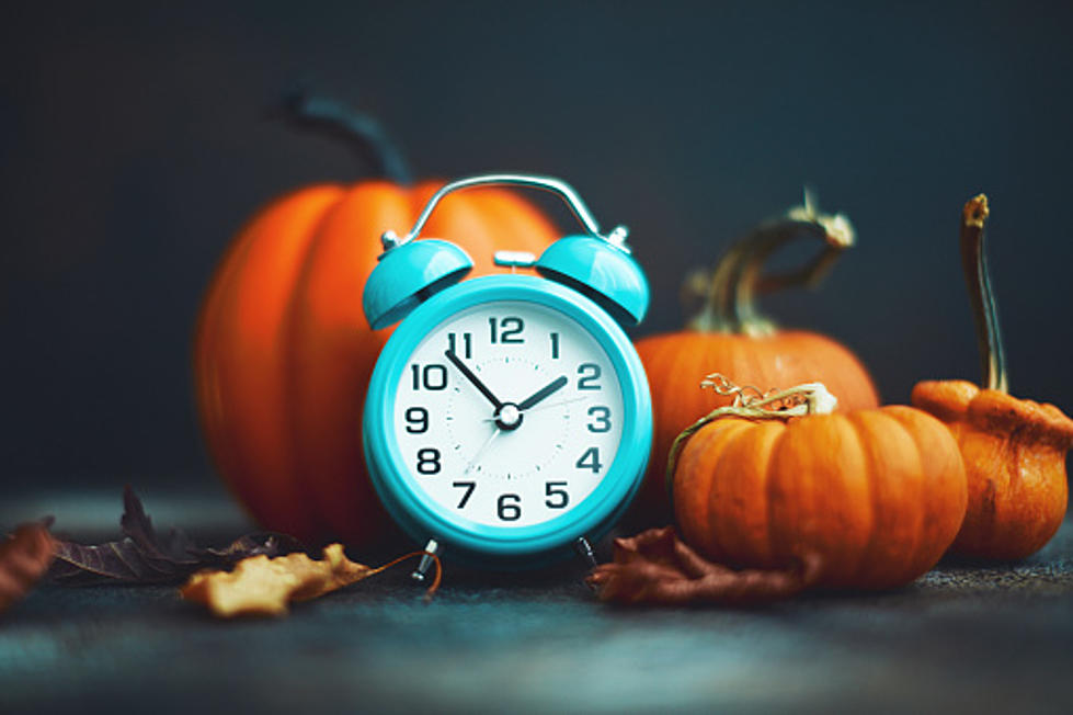 Plan Ahead: Here's When We Change Our Clocks Back In Illinois