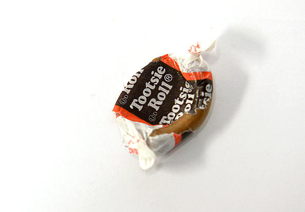 The Food Kingdom: Caramel M&Ms: Not Duds, But they Taste Like Them