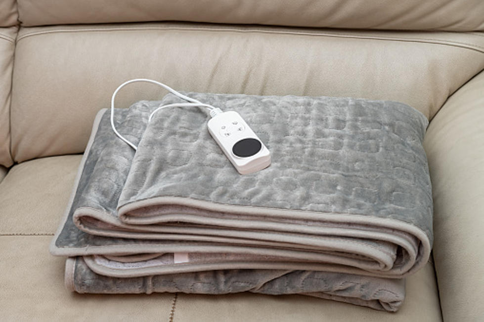 Fire Danger: 1000s Of Electric Blankets Sold In Illinois Recalled