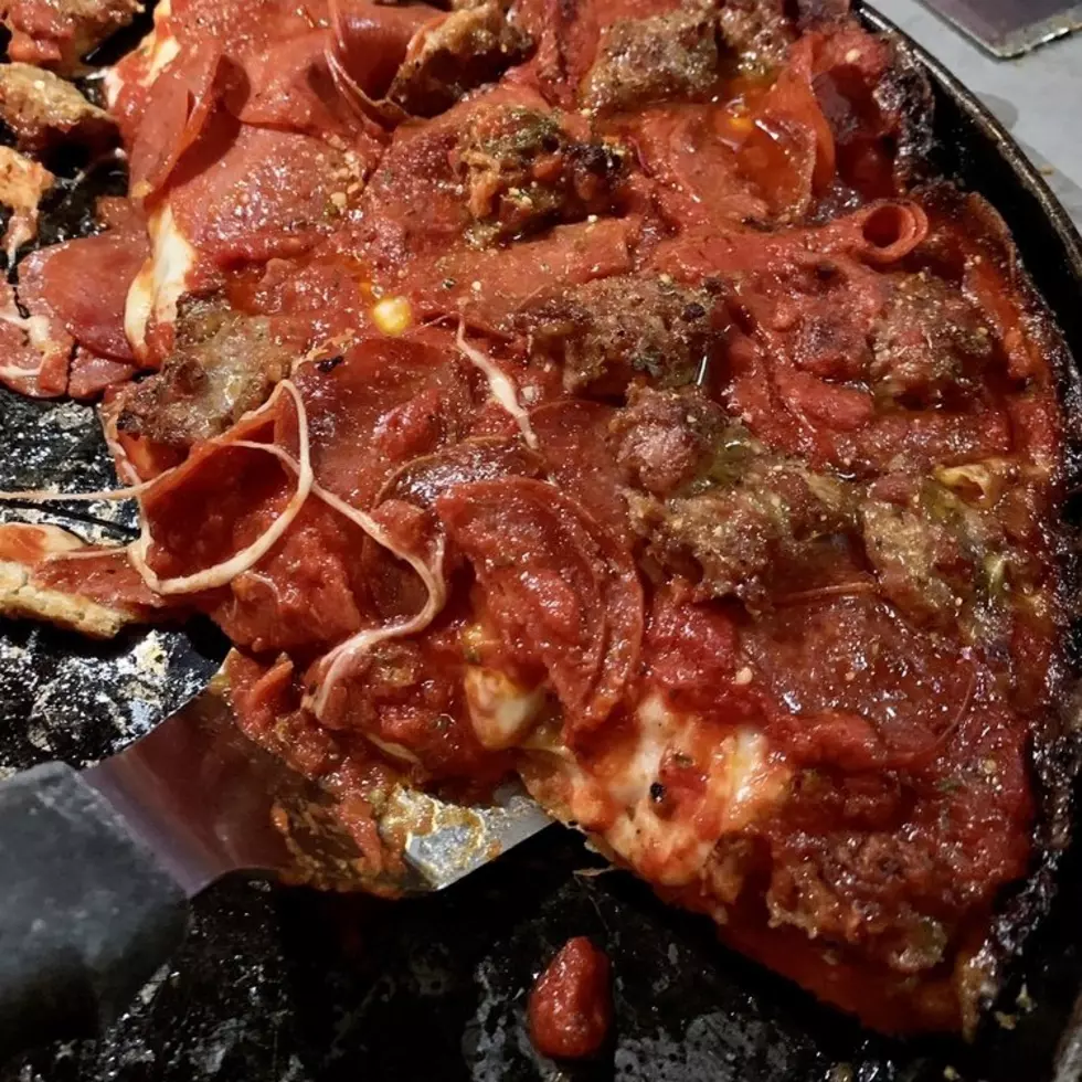 Pequod's Pizza Chicago, Facebook