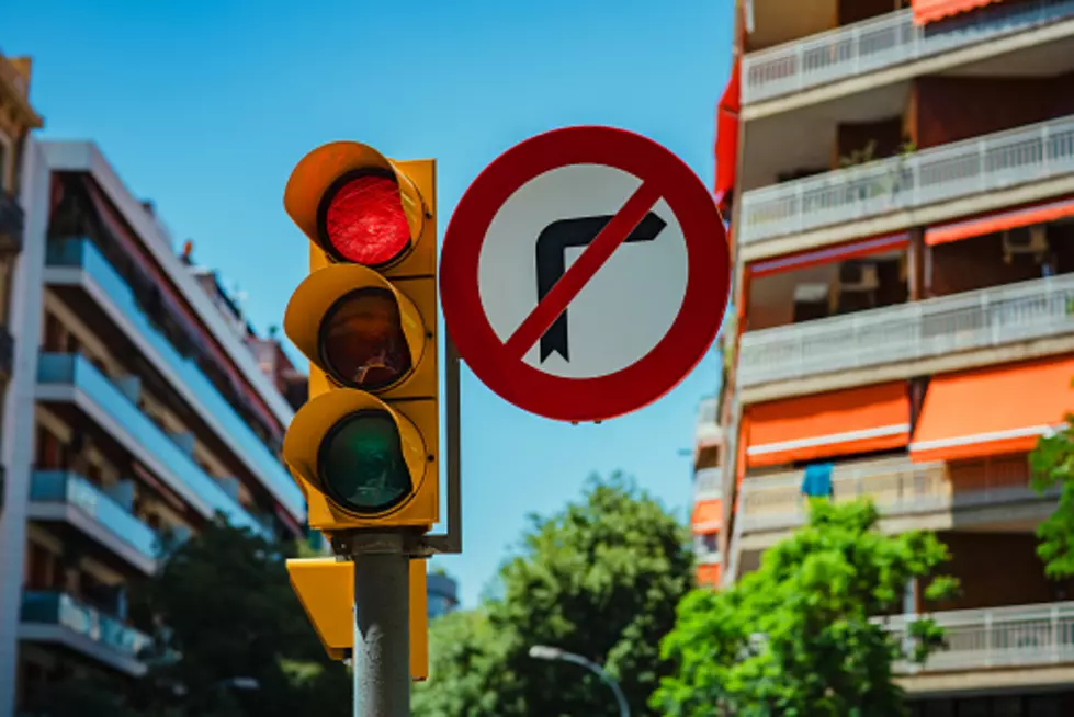 Is Illinois Planning To Get Rid Of “Right Turn On Red?”