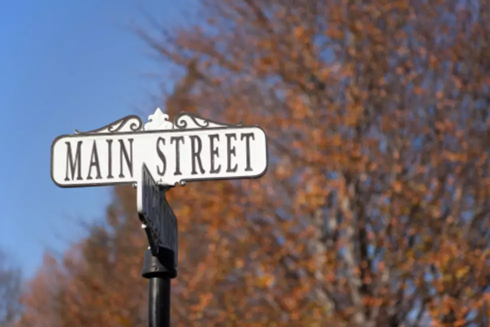Welcome To Illinois’ Smallest Town: Population 14 People (Or So)