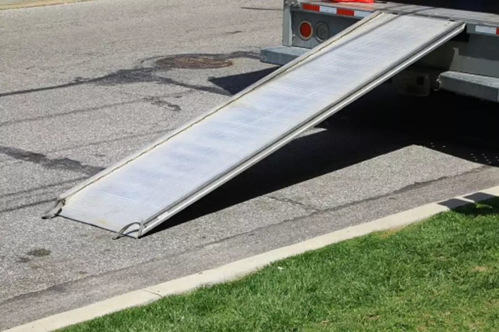 New Poll Says Over 50% Of Illinoisans Would Move If Possible