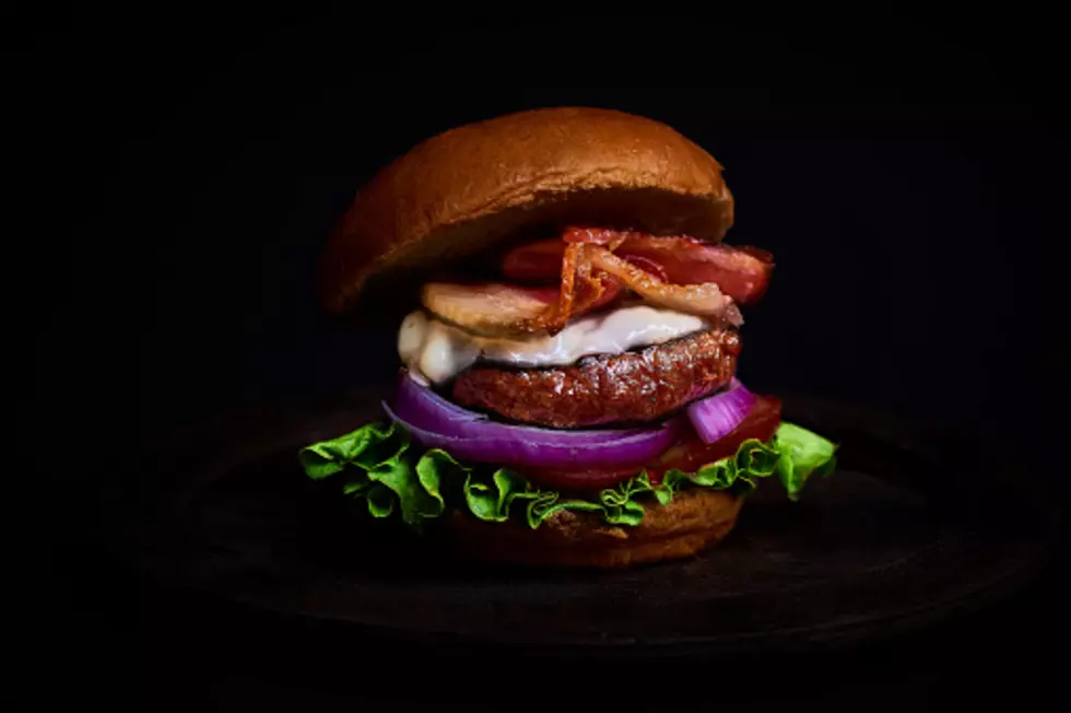 Respected Foodie Site Names “Illinois’ Absolute Best Burger”