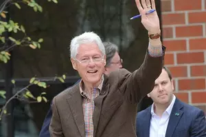 Ex-Prez Clinton Visits Independence Coffee Shop