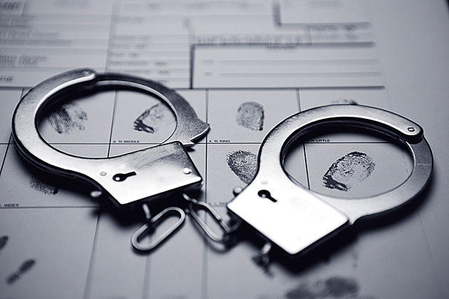 Waterloo Man Arrested On Fayette County Warrant