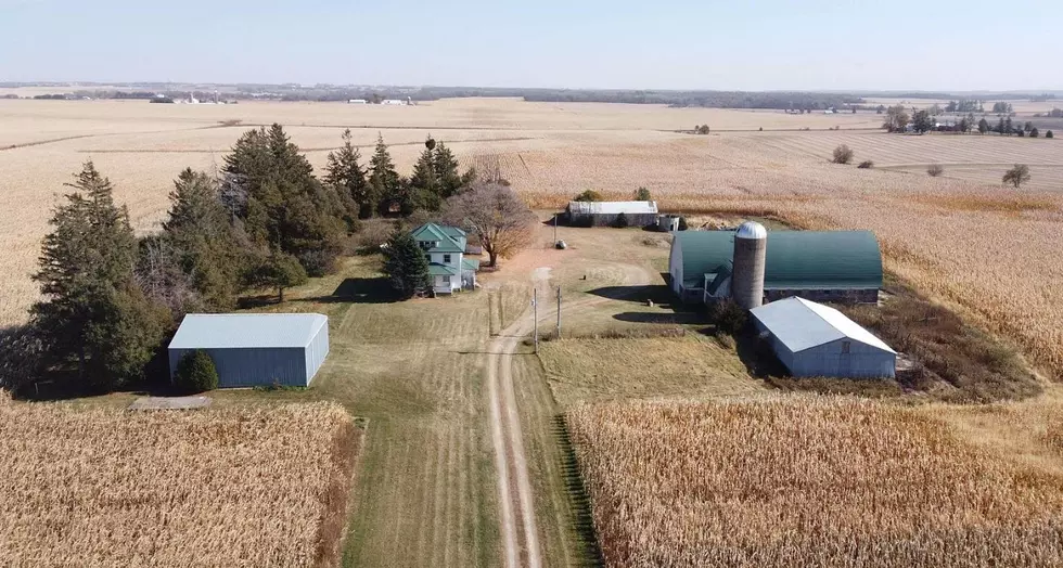 NE Iowa Farmhouse Has A Hidden Gem In Its Barn [GALLERY]