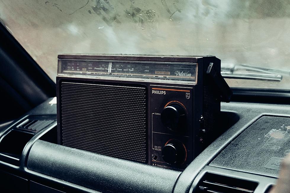 Lawmakers Seek To Ensure Radio Access In All Vehicles