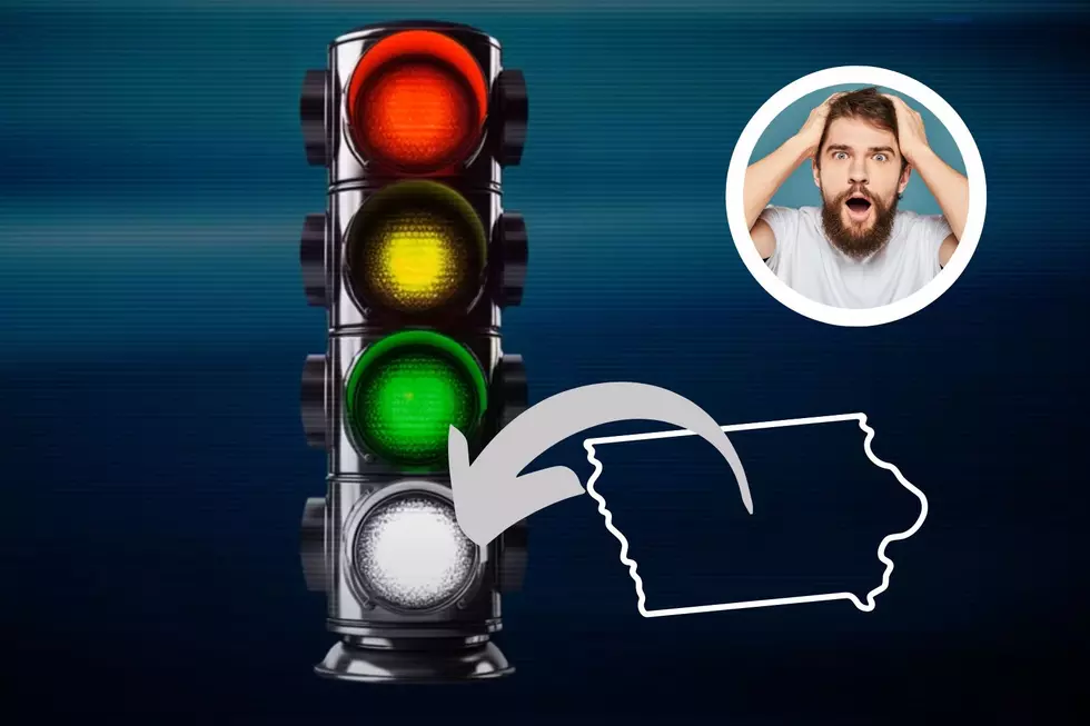 Iowa Traffic Lights May Add a New Color