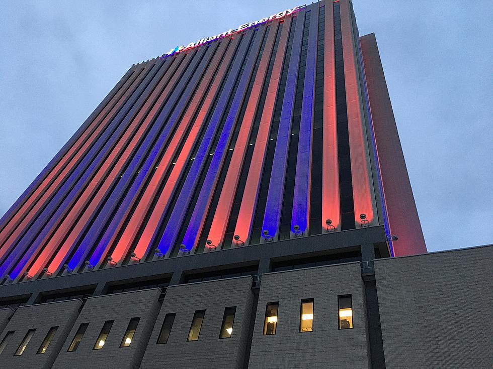 Alliant Building Glows in School Colors to Honor 2020 Grads