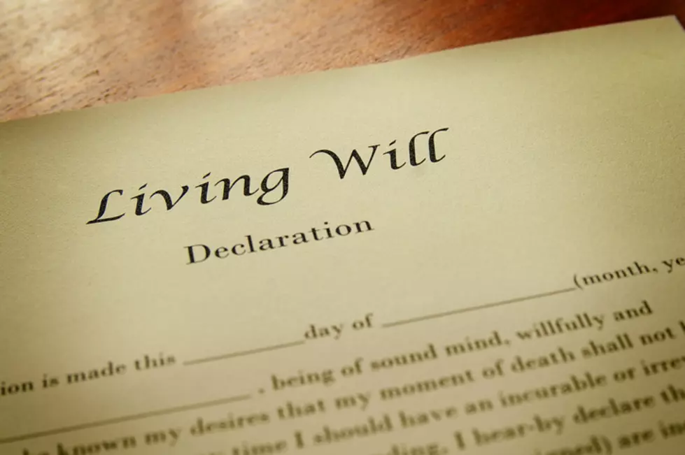 Local Attorney Provides Teachers Free Living Wills