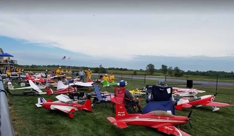 Iowa City Aerohawks Model Airplane Show Returns