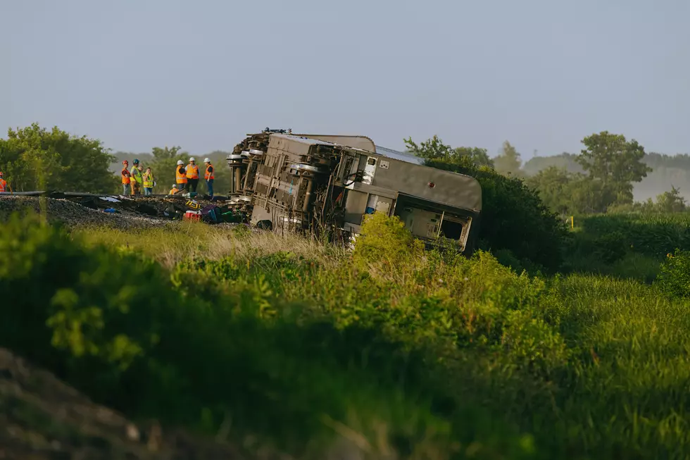 Multiple Victims Confirmed, Identified in Iowa-Bound Amtrak Crash