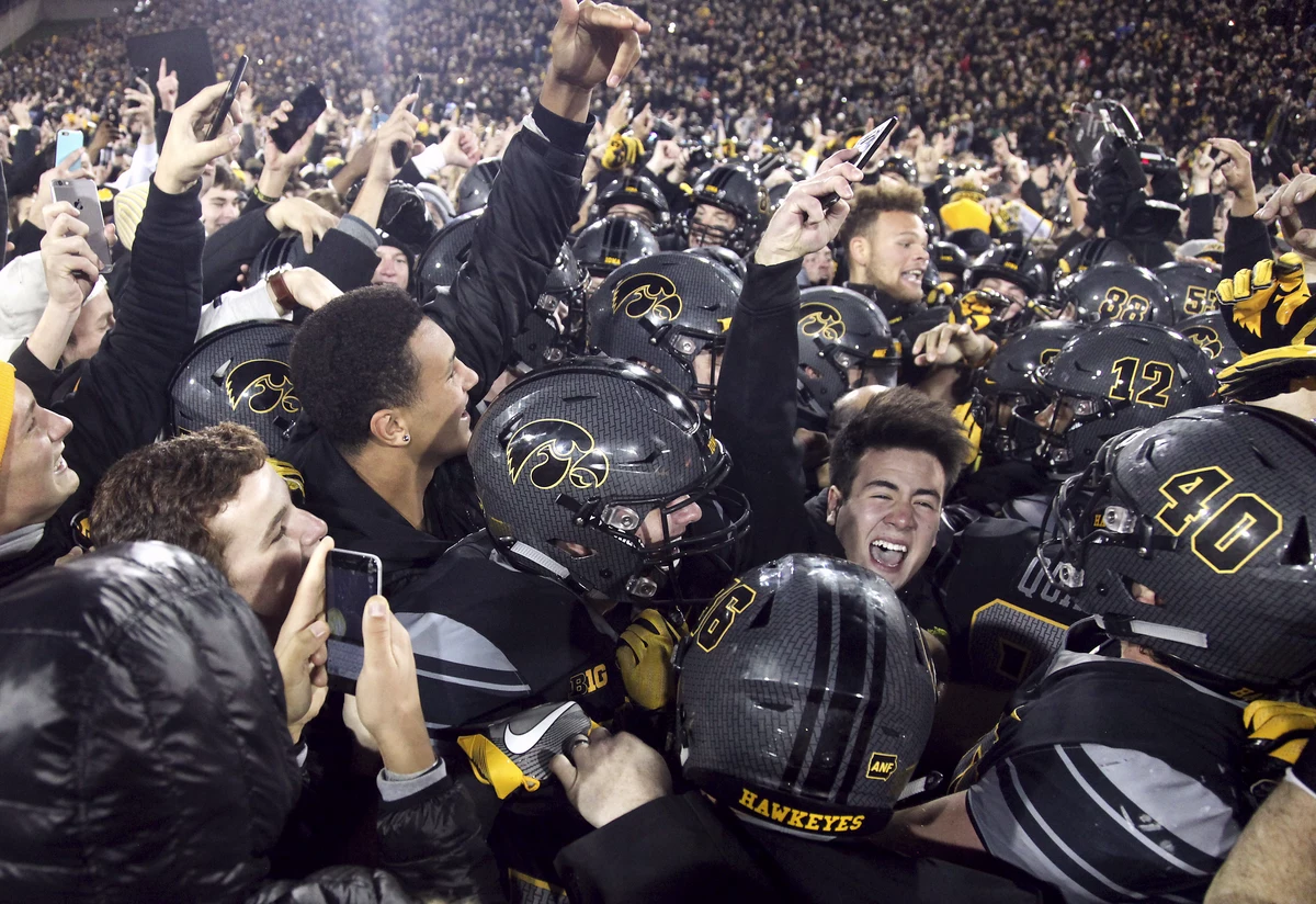Can Iowa Pull off A Major Upset this Weekend? History Says Maybe