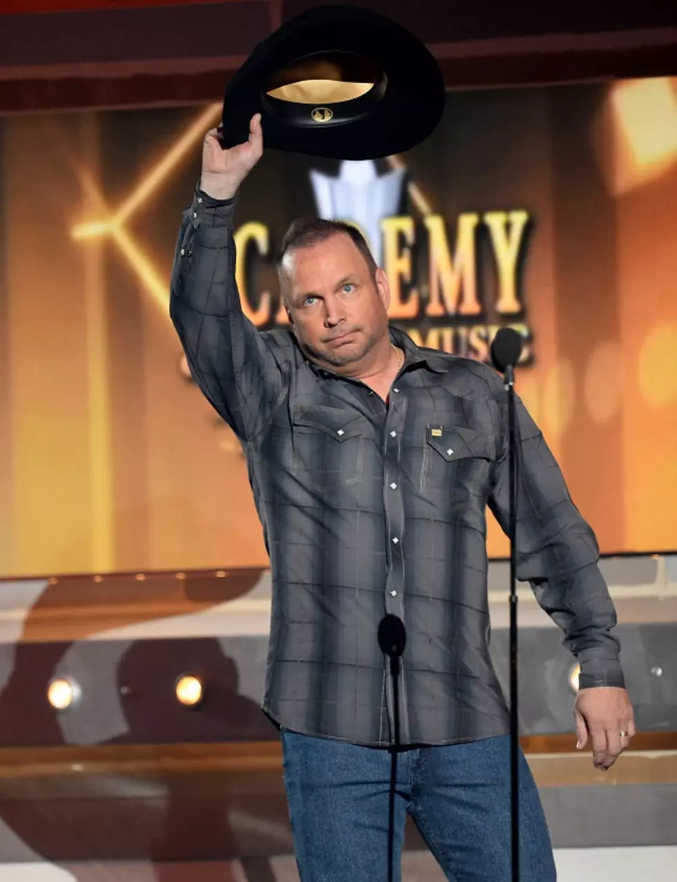 Garth Brooks Is Doing HOW MANY Chicago Shows?