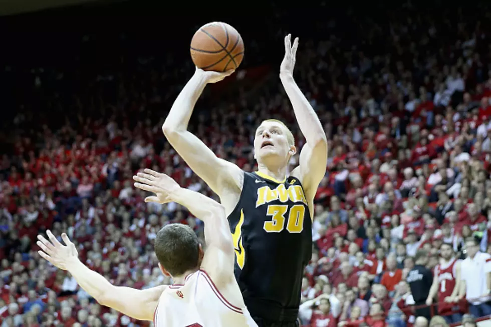 Iowa Men’s Basketball and Aaron White Peaking at the Right Time