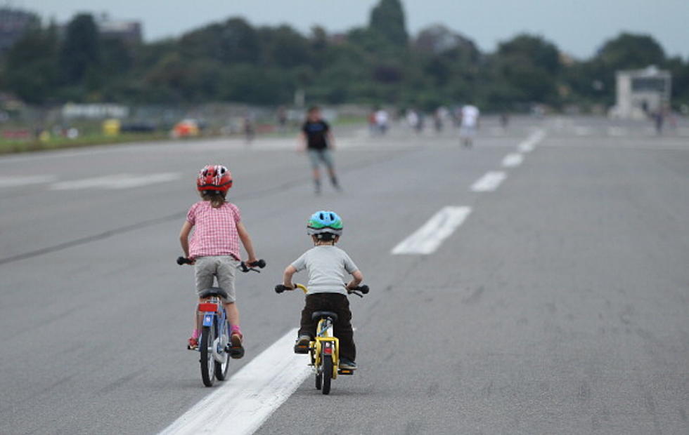 CR Police to hand out Free Bike Helmets for Safe Kids Day