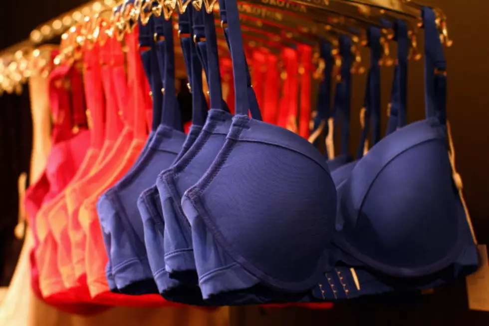How Guys React to Wearing a Bra for a Week [VIDEO]