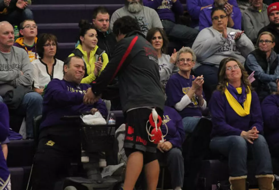 Iowa High School Wrestler Forfeits to Honor Opponent Who Died