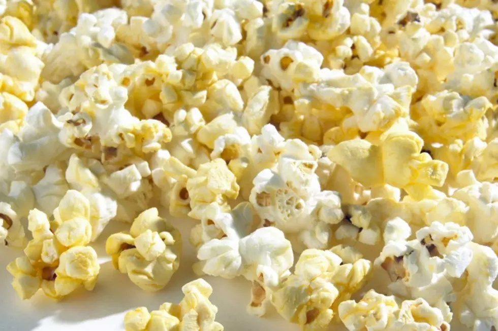 Brain & Courtlin Eat Gingerbread Popcorn in Taste Bud Trivia [WATCH]