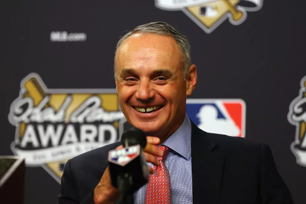 MLB Commissioner Manfred And HOF Pitcher Smoltz To Appear In Iowa