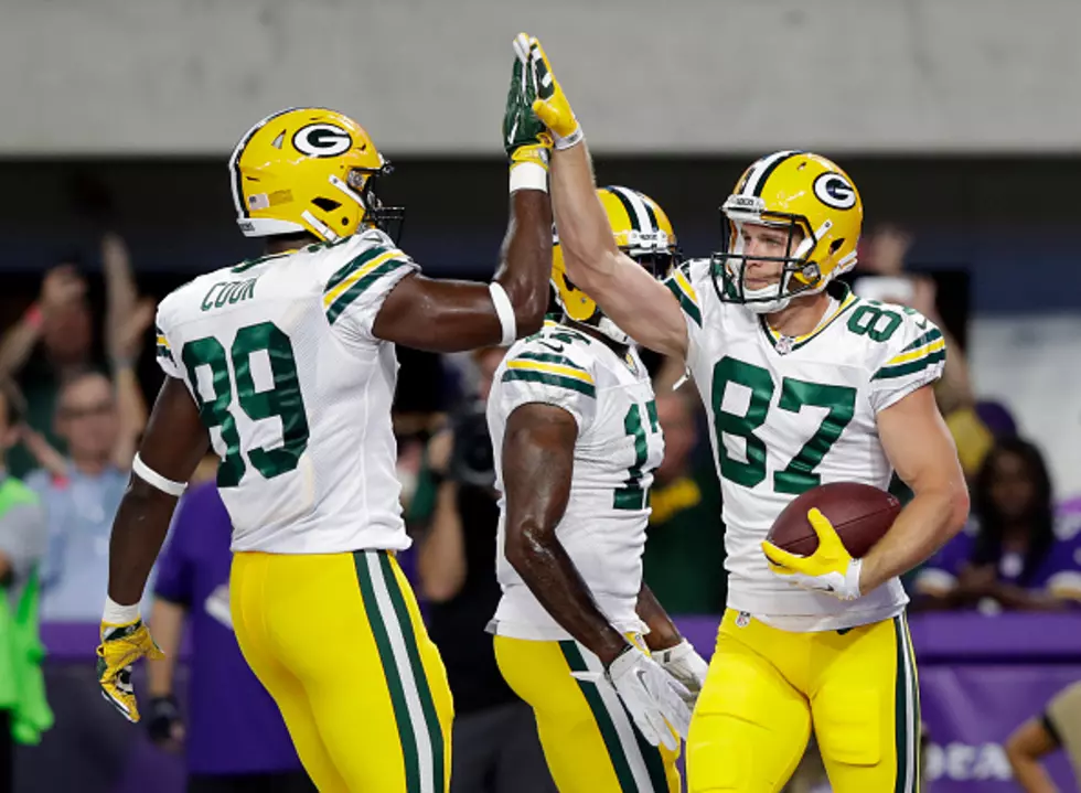 Packers Tight End Jared Cook Gets Nasty Surprise In His Buffalo Wild Wings [PHOTO]